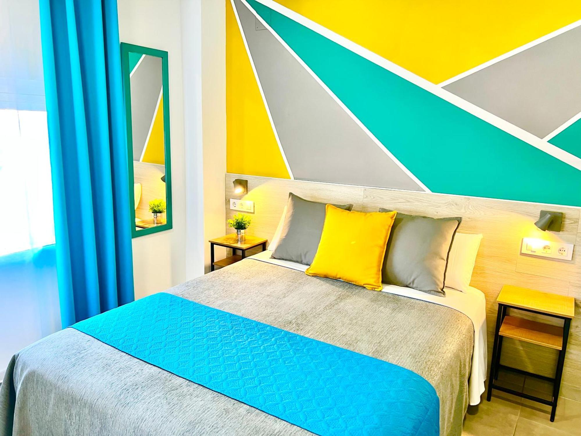Dori Rooms Hostal Тарифа Экстерьер фото