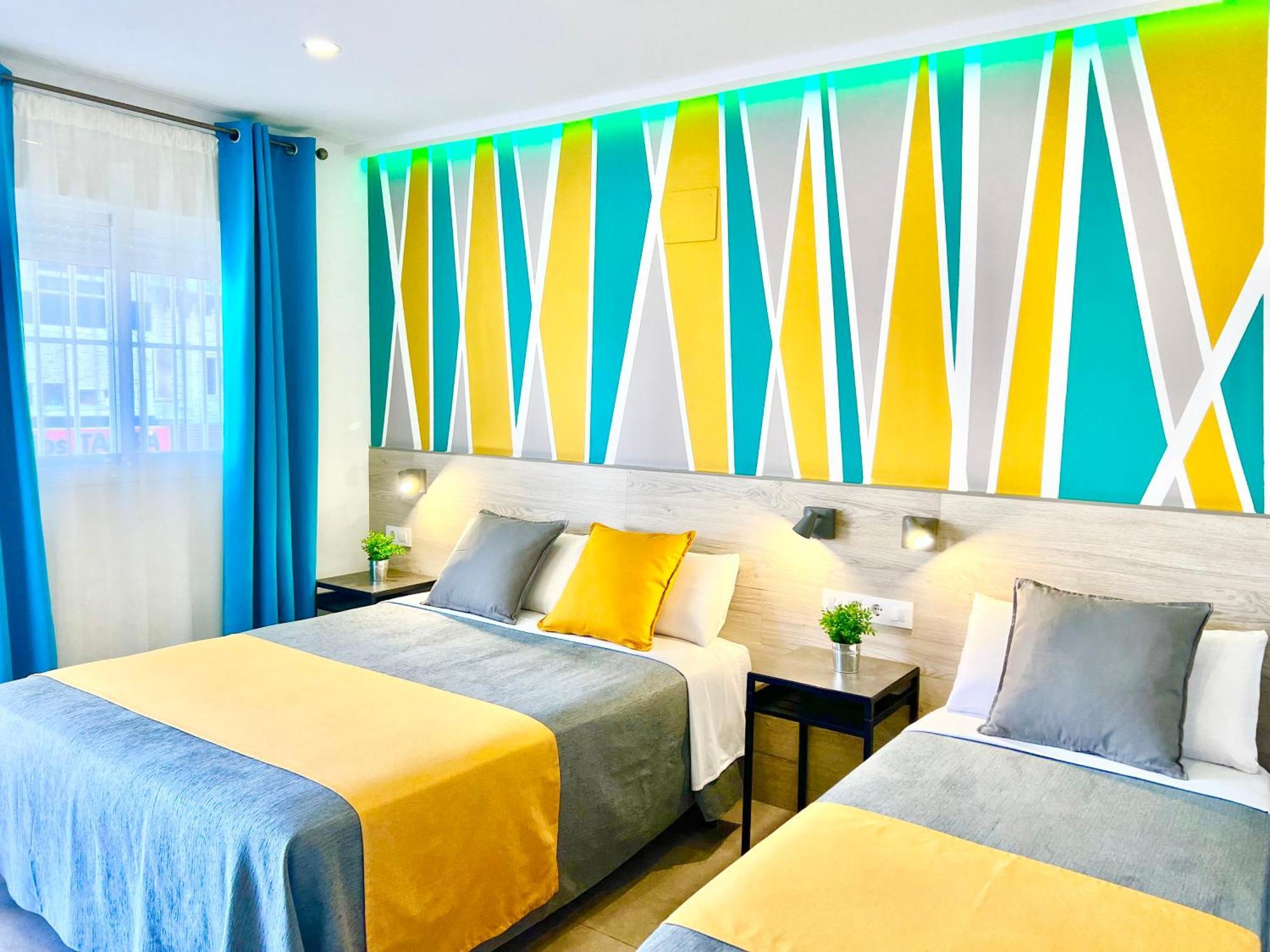 Dori Rooms Hostal Тарифа Экстерьер фото