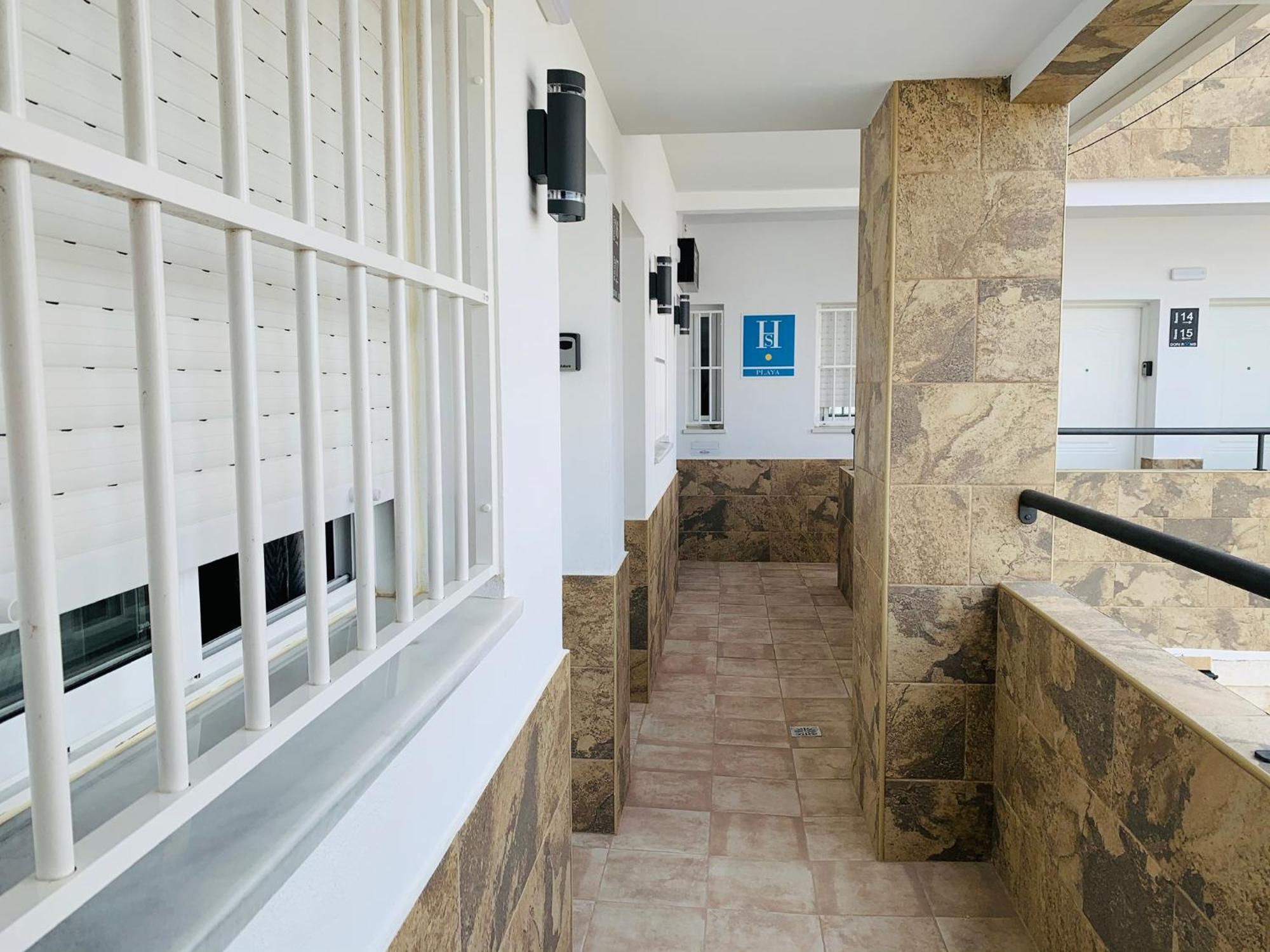 Dori Rooms Hostal Тарифа Экстерьер фото